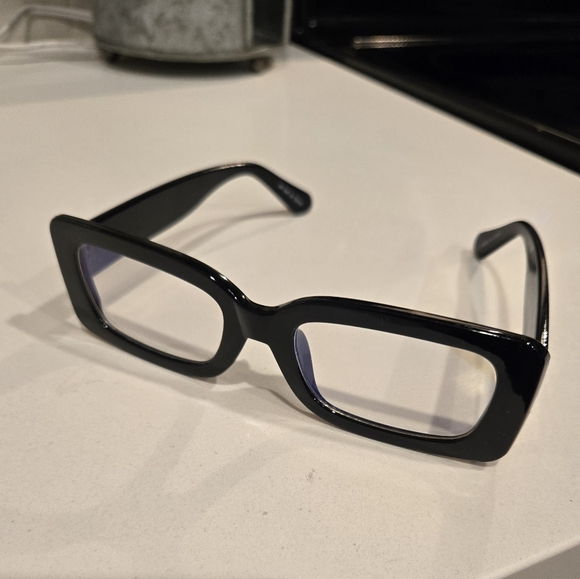 Unbranded Black Frame Glasses Blue Tint Lenses - Picture 1 of 6